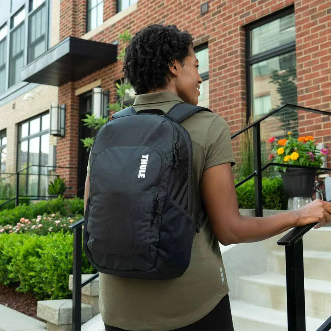 Thule Achiever 16" 24L Laptop Backpack - Image 2